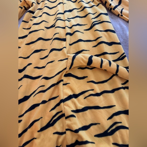 Sazac tiger kigurumi onsie costume - Picture 10 of 10